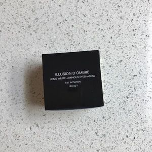 CHANEL Makeup - Chanel illusion d’ombre long wear eyeshadow CHANEL Makeup - Chanel illusion d’ombre long wear eyeshadow